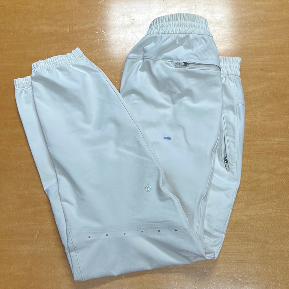 Lululemon License To Train joggers